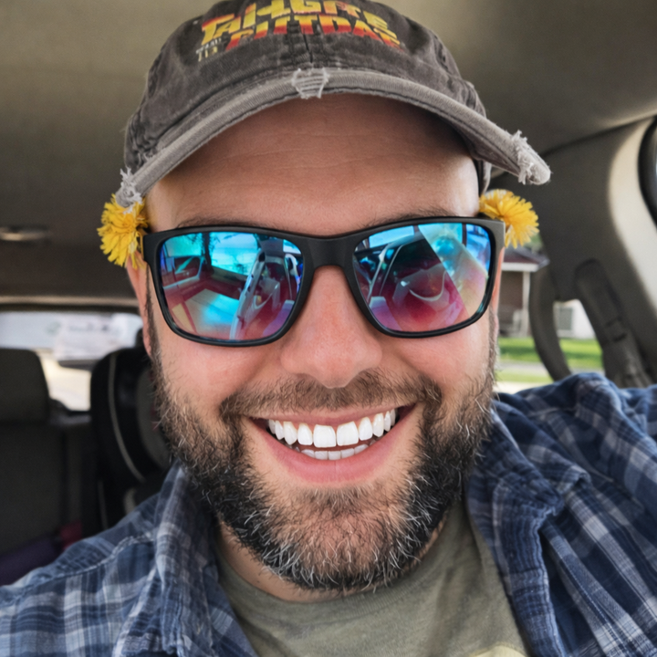 Review by Daniel Rodríguez.